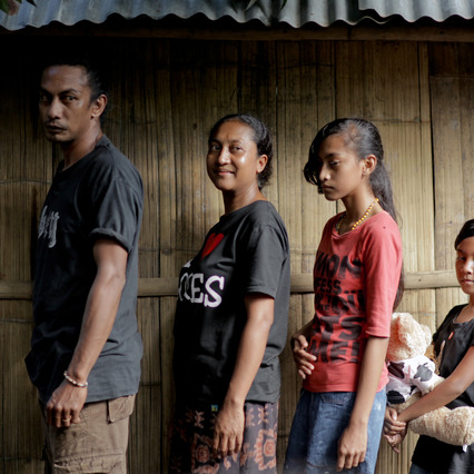 Flores - Indonesia, Family